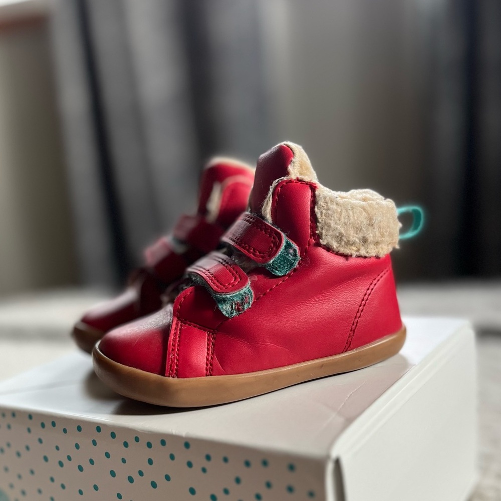 Ten Little Furry High Tops! 🍁❄️